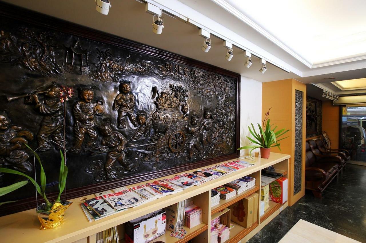 Lion Hotel Luodong Esterno foto